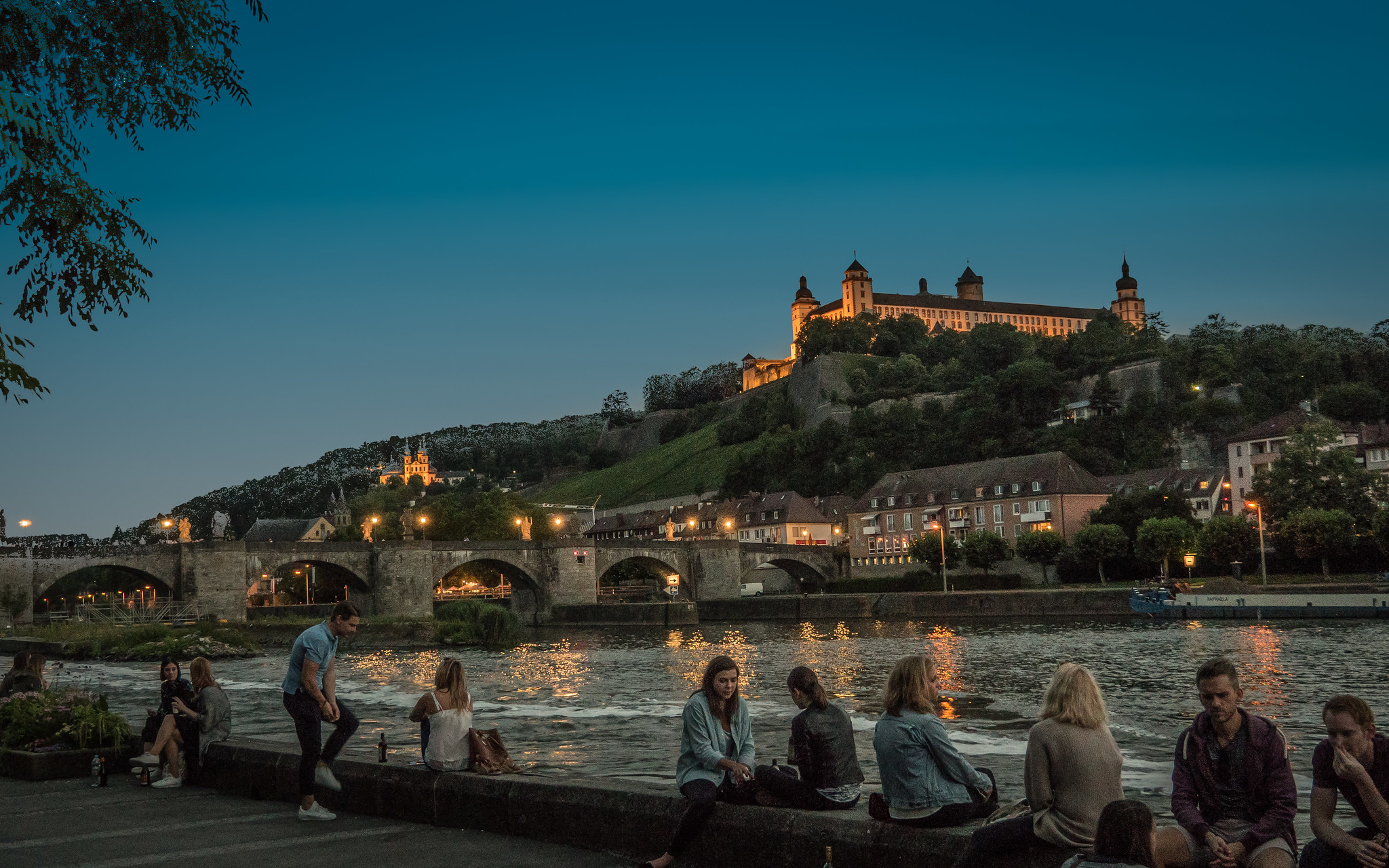 WURZBURG ALEMANIA CRUCEROS FLUVIALES CRUCEROS MAIN CRUCEROS RIO MENO CRUCEROS ALEMANIA #Wurzburg #WurzburgCruises #CrucerosWurzburg #MainCruises #CrucerosMeno